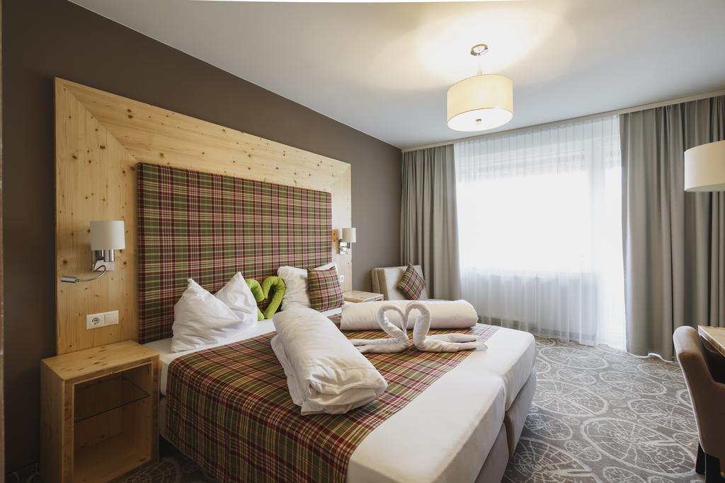 Boutique Hotel Erla สตูเบนเบิร์ก ภายนอก รูปภาพ